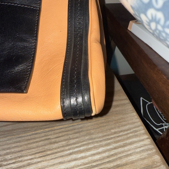 Chloe Authentic Alice Large Zip Top Handle Bag with Strap in Colorblock Leather - Picture 14 of 15